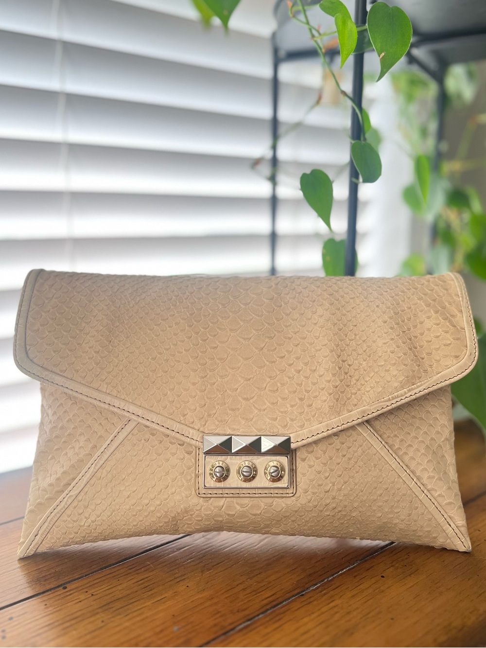 Henri Bendel Exotic Rivington Envelope Clutch Evening Bag - Genuine Watersnake - Picture 10 of 10